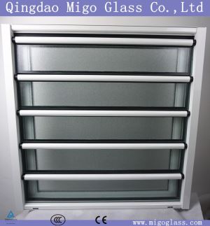 Différentes tailles de verre de fenêtre à persiennes