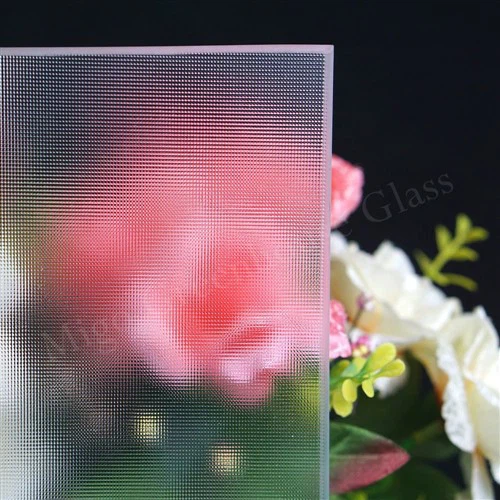 Verre solaire à faible teneur en fer de 3,2 mm pour les collecteurs de chaleur solaire