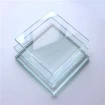 Verre trempé ultra-clair pour terrain de padel