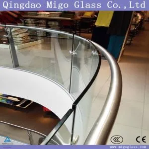 Garde-corps en verre trempé