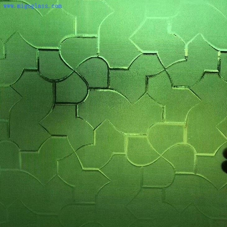 Green Karatachi Louver Glass